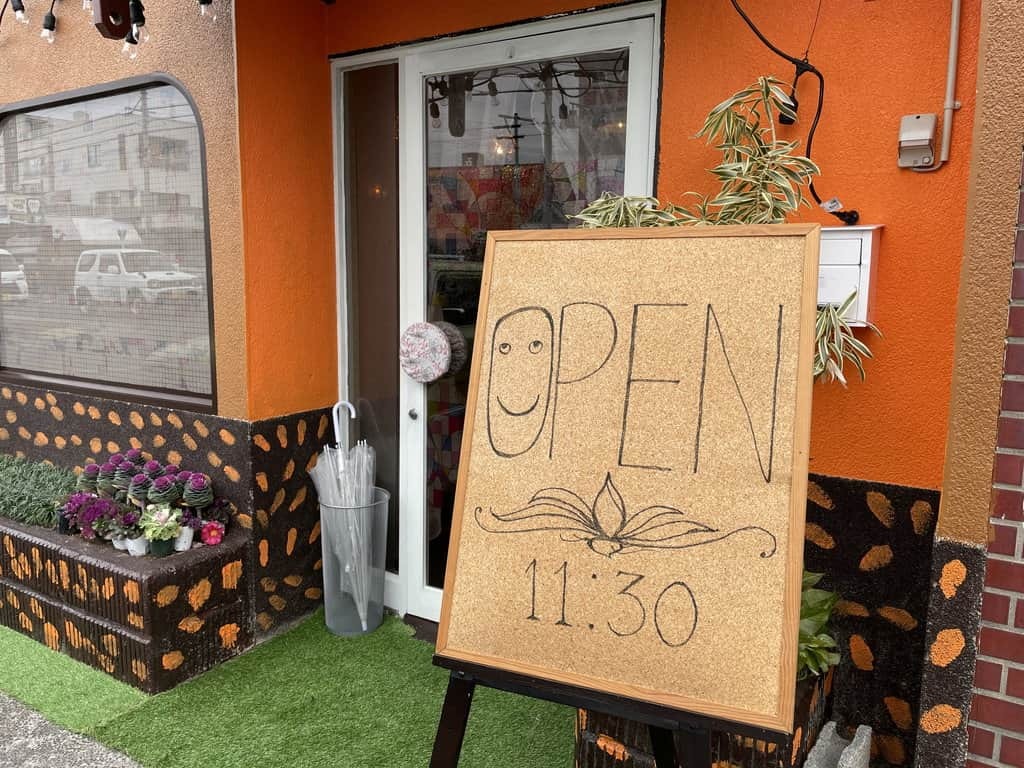 店舗入り口